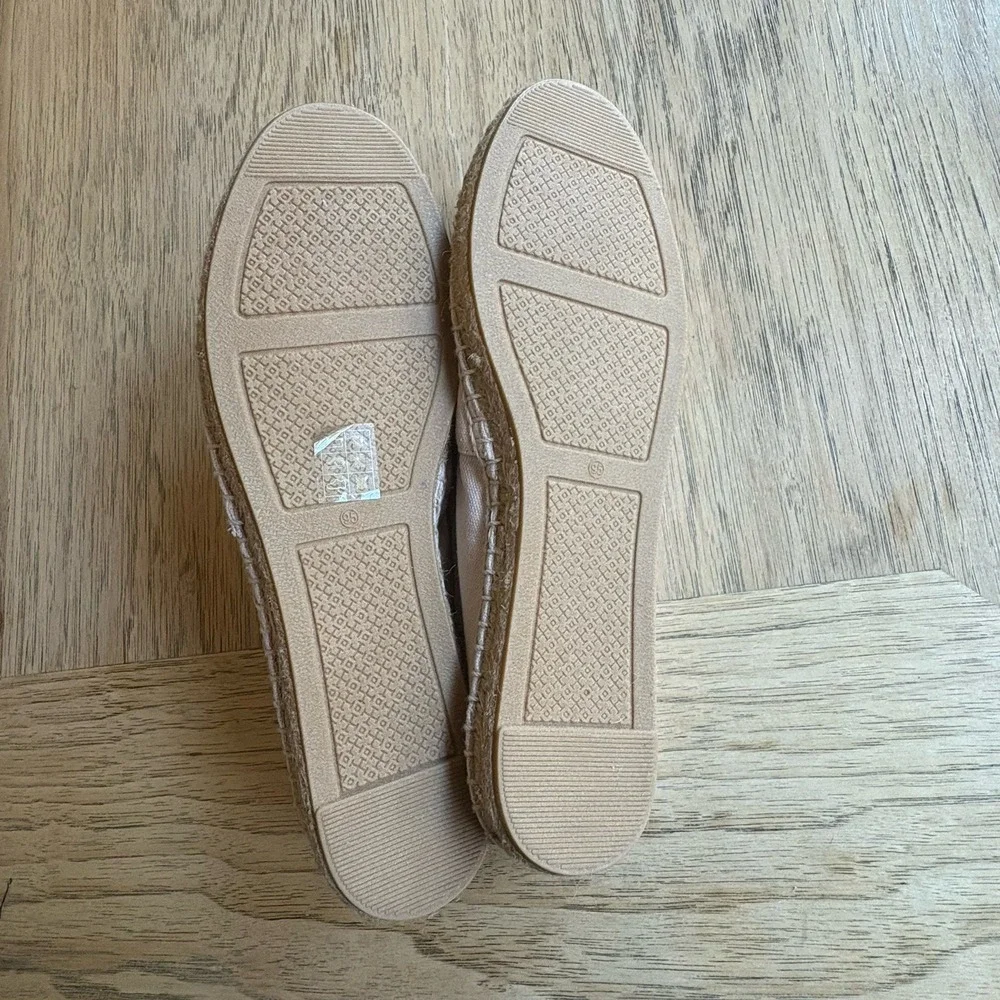 $298 NWOT TORY BURCH Espadrille Loafers Pink w/Cream Patent‎ Leather Logo SZ 9.5